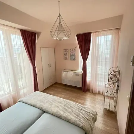 Cozy With Pool In Apartmán *